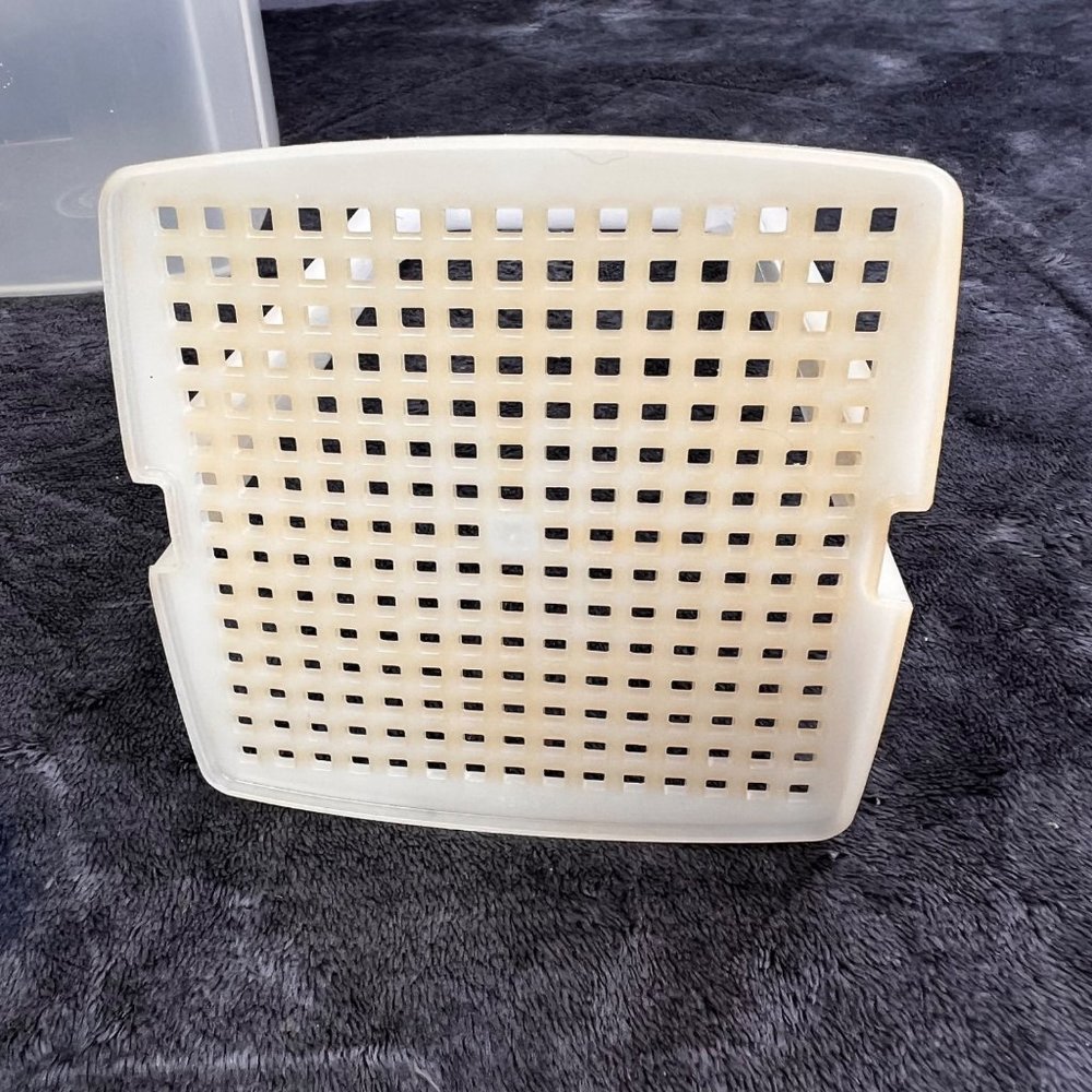 Tupperware Pick a Deli Pickle Keeper Storage Container Blue 3 pc 1560-3 - Picture 3 of 9